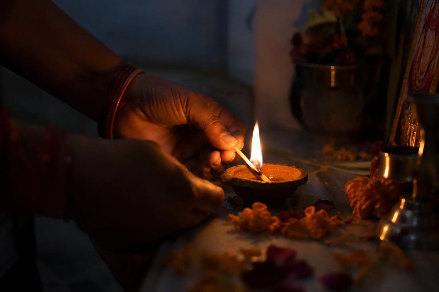 Traditional Shani remedies — Hanuman path and Saturday daan